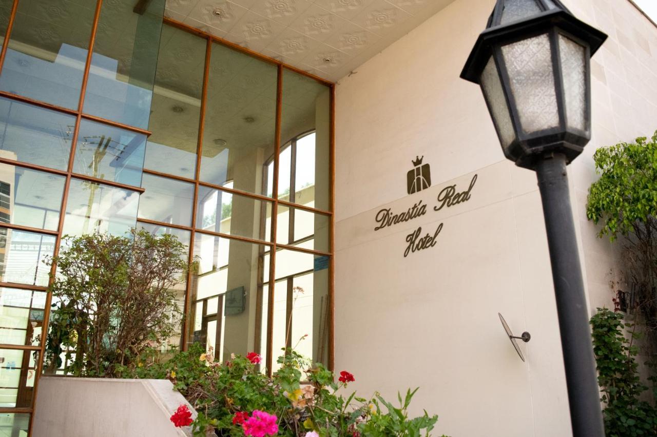 Hotel Dinastia Real Duitama Exteriér fotografie